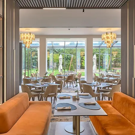Radisson Hotel 4*