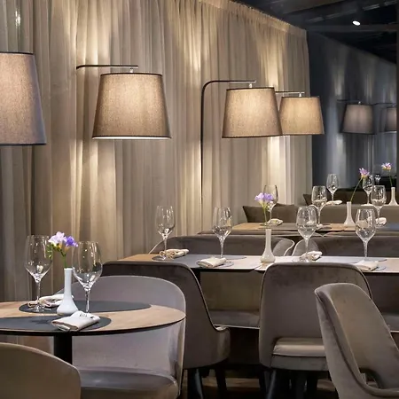 Radisson Hotel