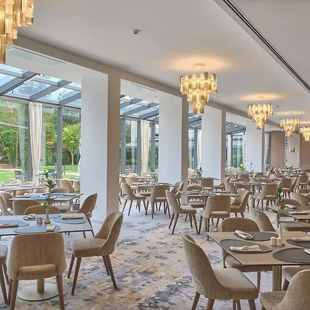 Radisson فندق بلوفديف